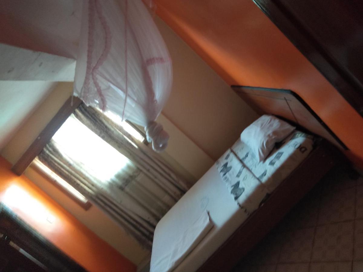 Riversand Hotel キスム エクステリア 写真